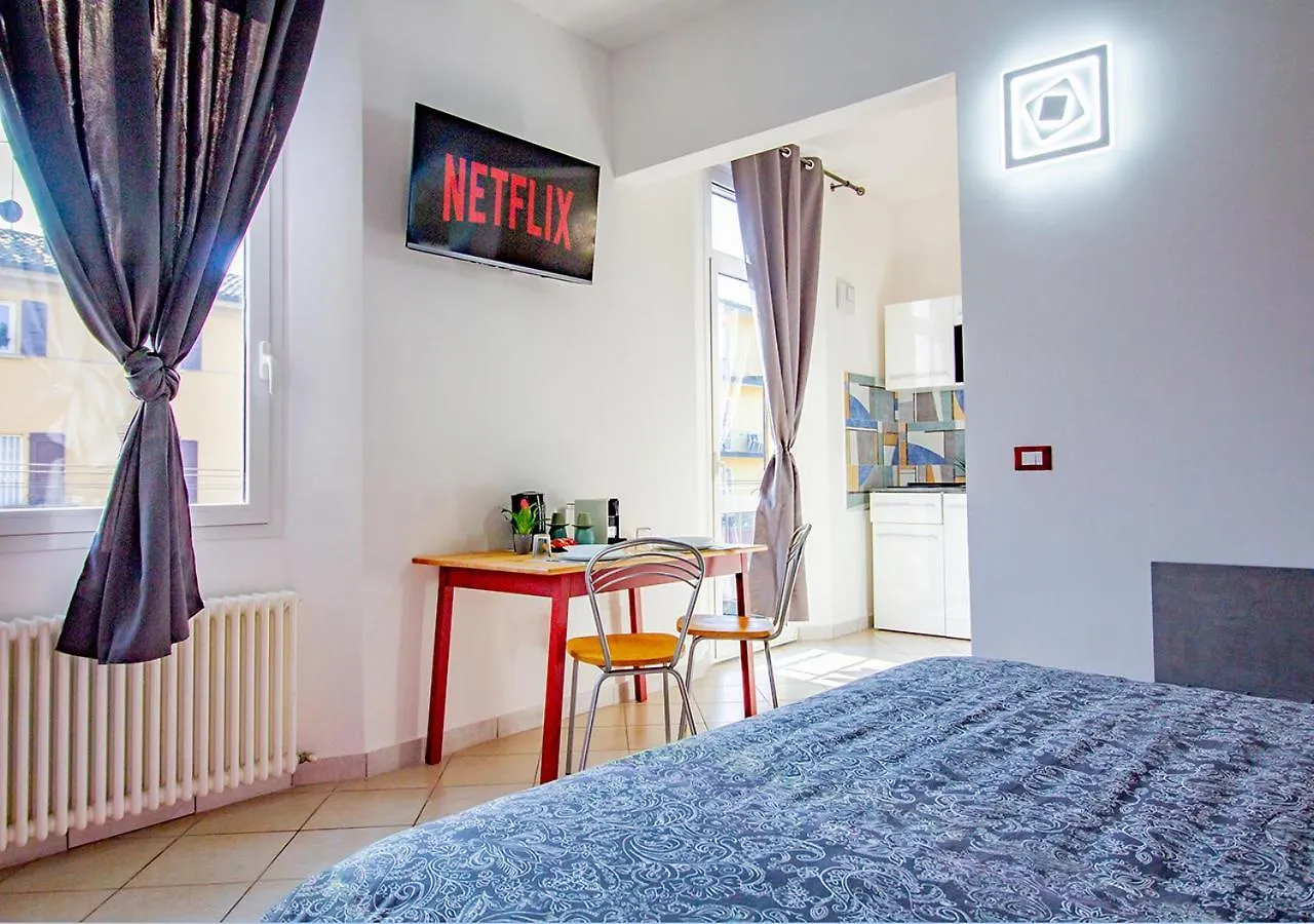 Pensjonat Athena Rooms - Parcheggio Privato Bolonia Włochy