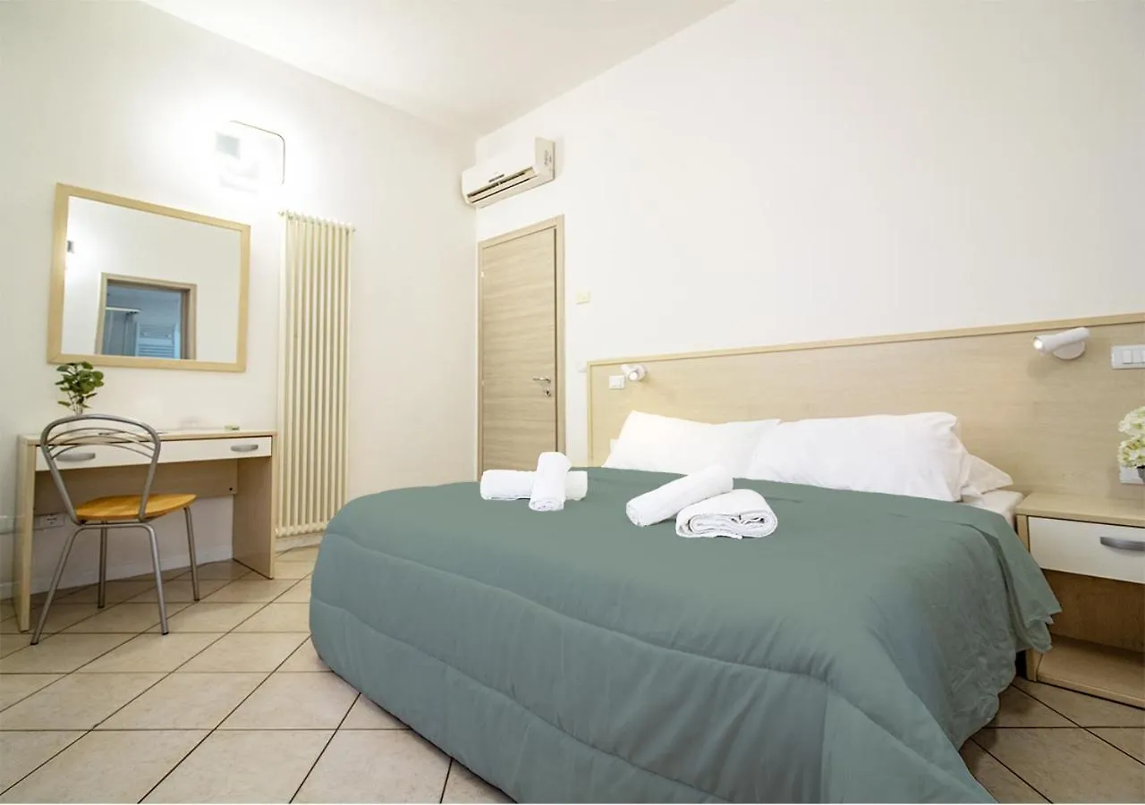 Athena Rooms - Parcheggio Privato Bologna