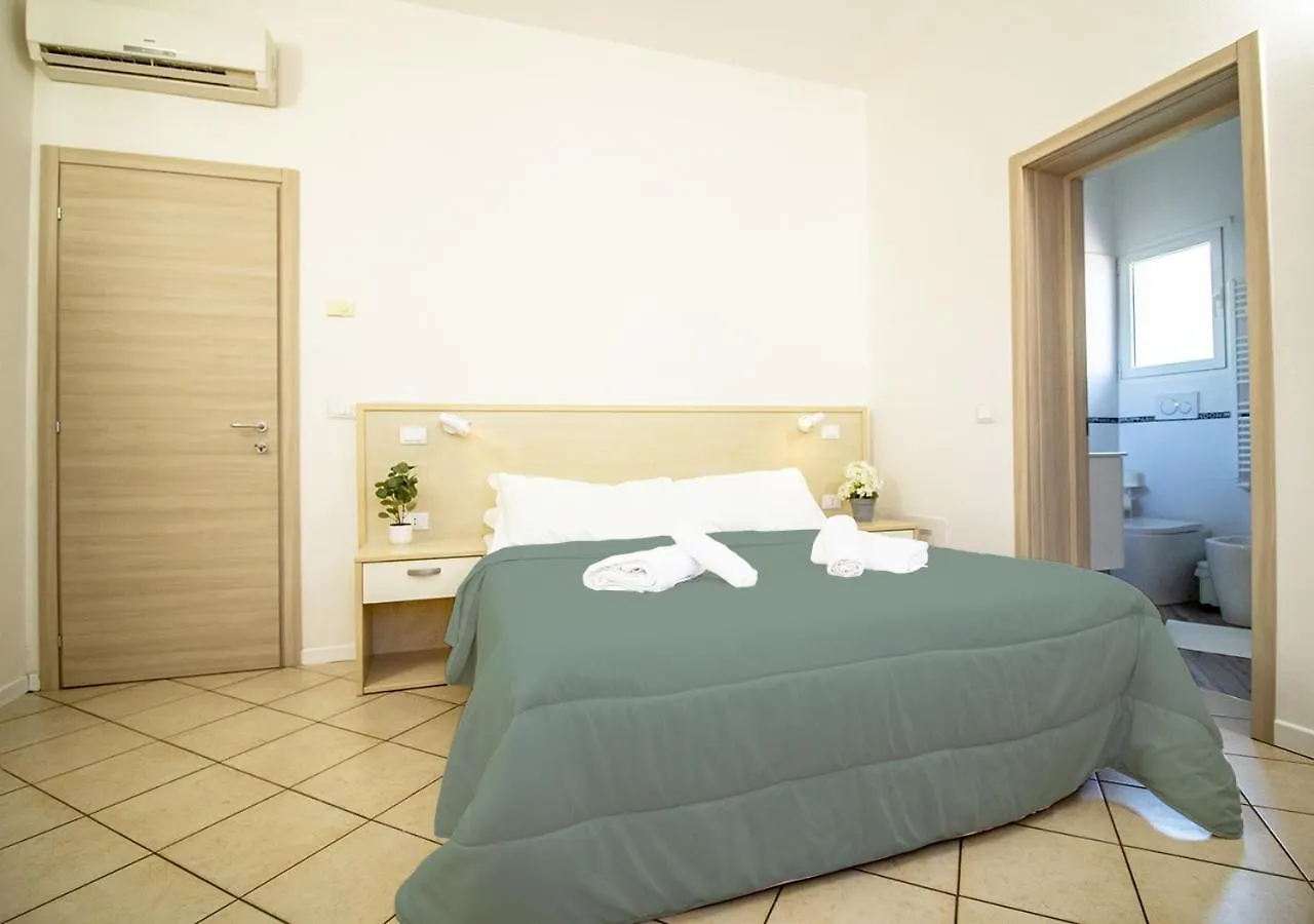 Guest house Athena Rooms - Parcheggio Privato Bologna